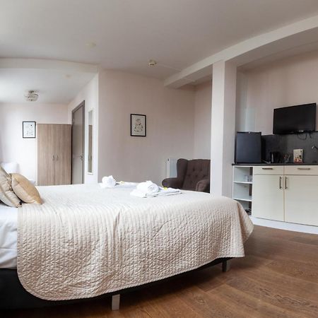 Kings Inn City Hotel アルクマール エクステリア 写真