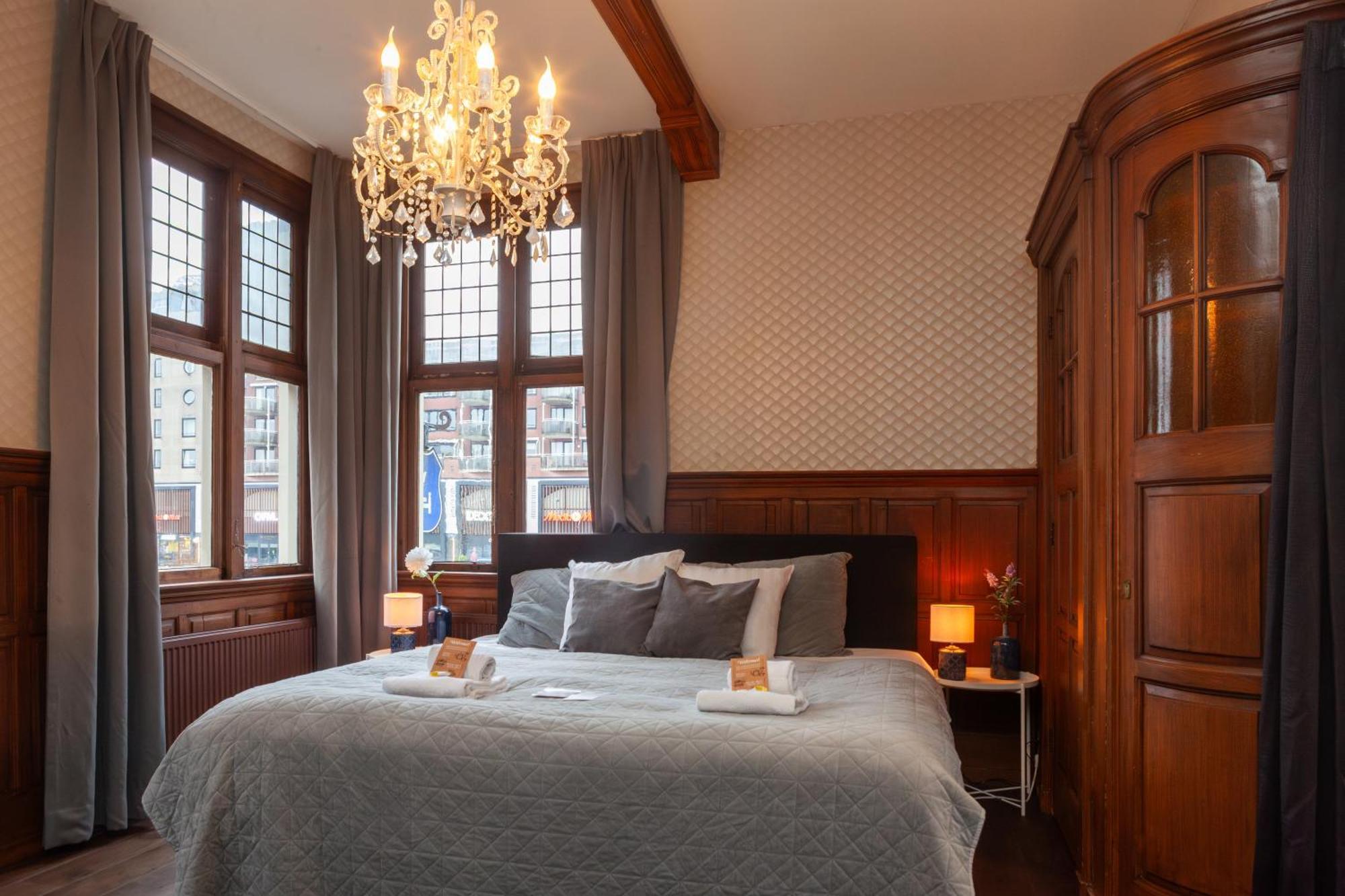 Kings Inn City Hotel アルクマール エクステリア 写真