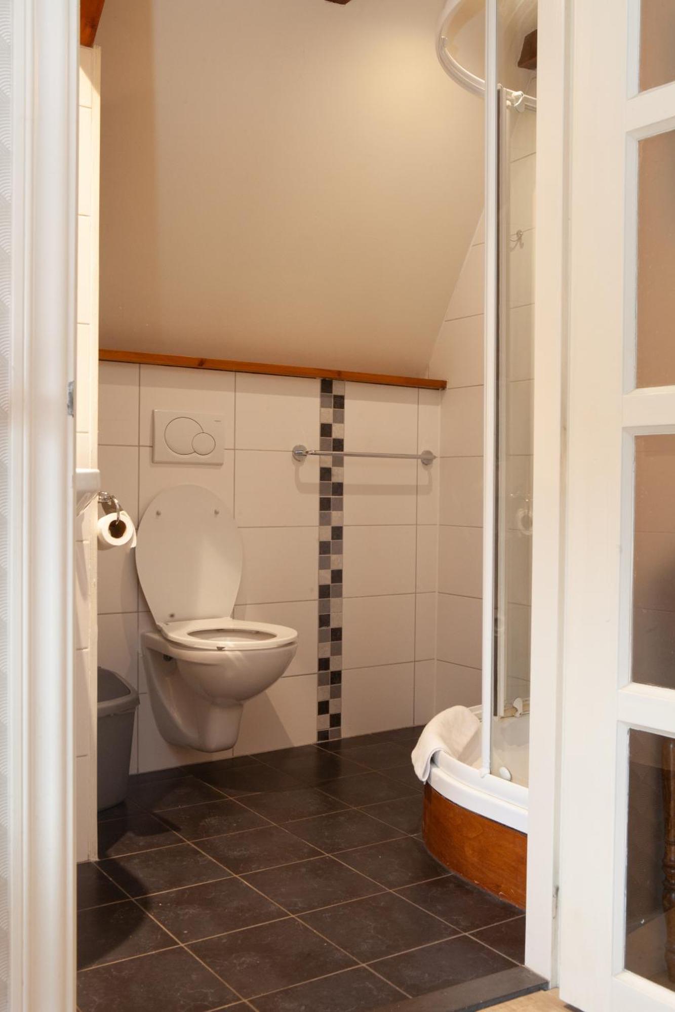 Kings Inn City Hotel アルクマール エクステリア 写真