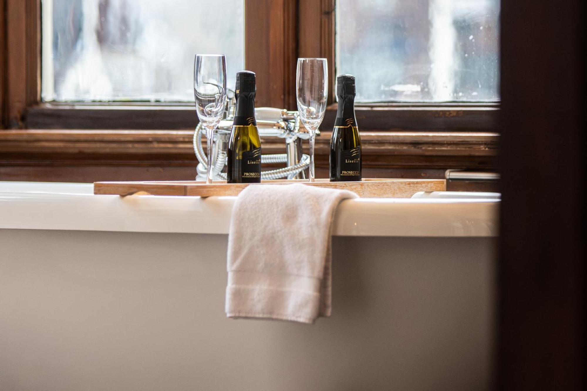 Kings Inn City Hotel アルクマール エクステリア 写真