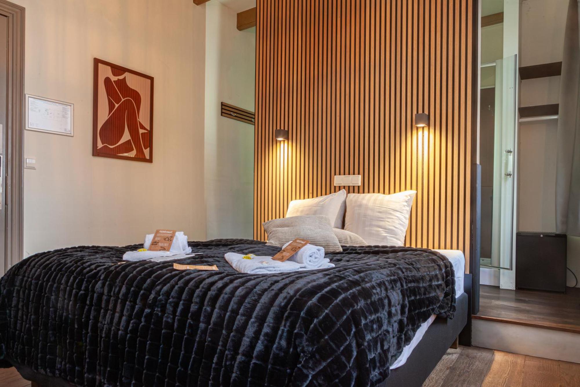 Kings Inn City Hotel アルクマール エクステリア 写真