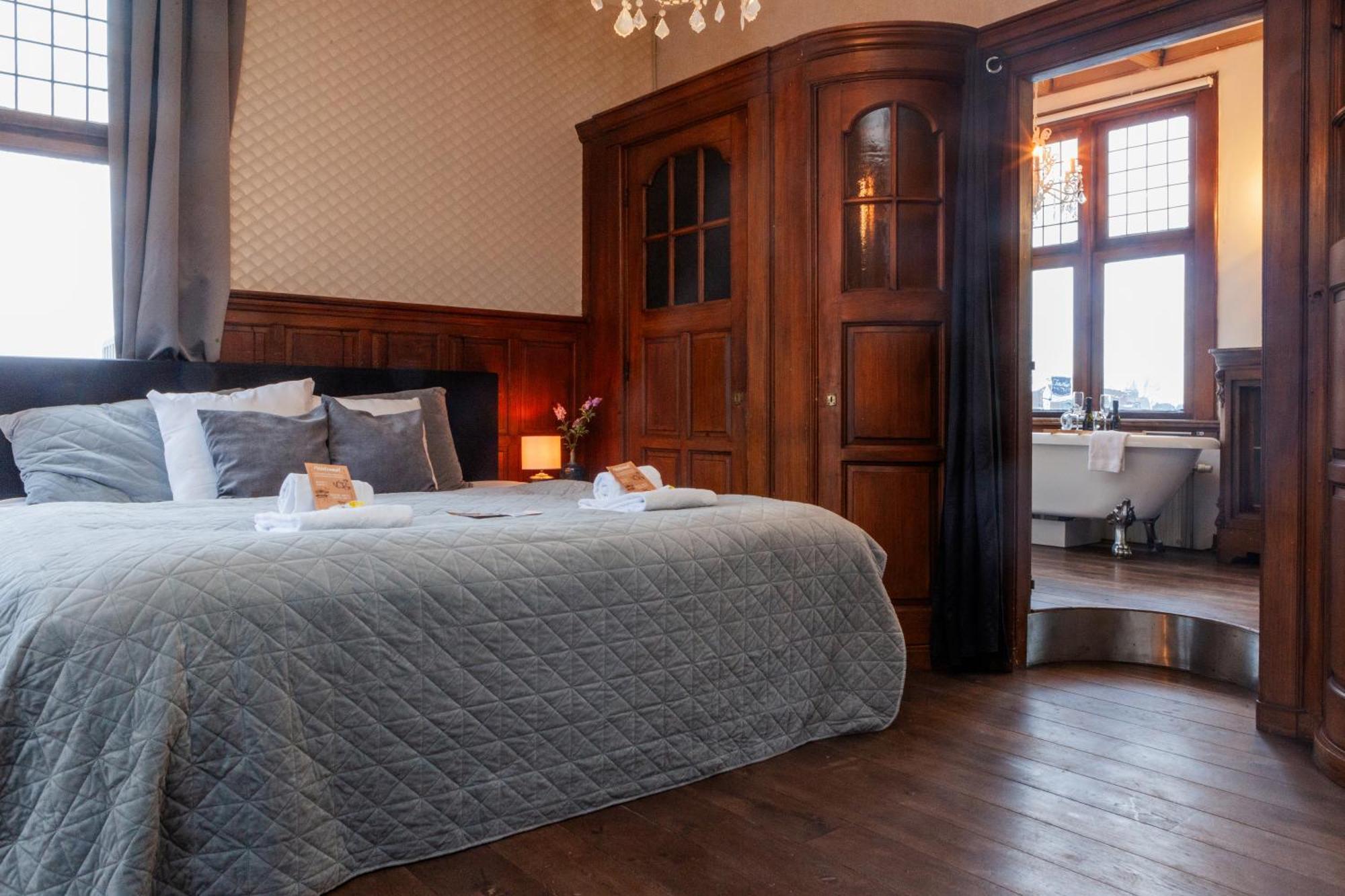 Kings Inn City Hotel アルクマール エクステリア 写真