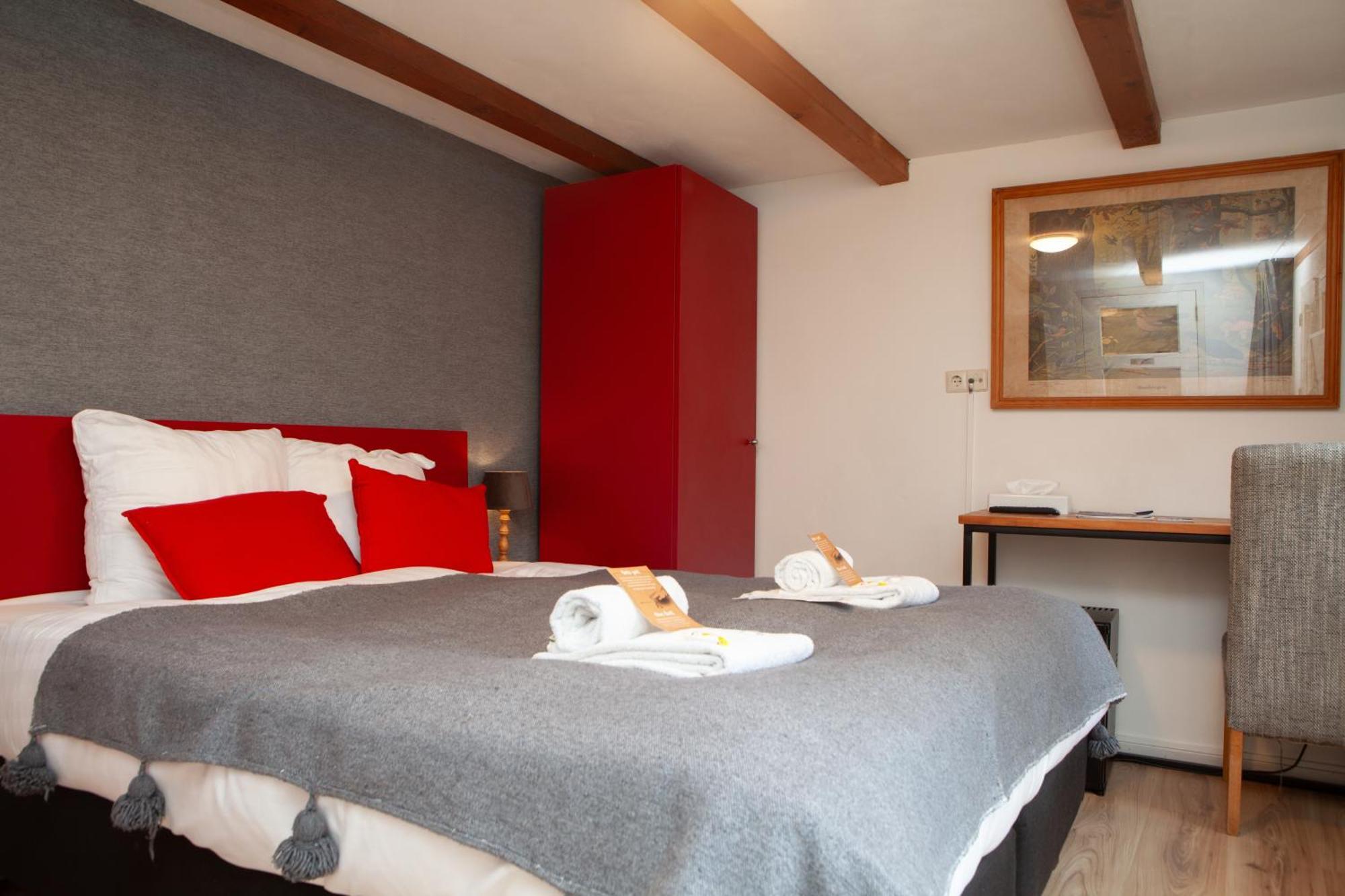 Kings Inn City Hotel アルクマール エクステリア 写真